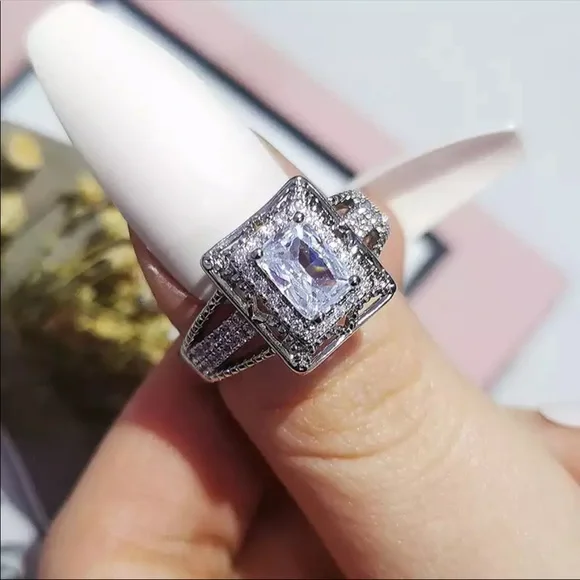 New Women’s 925 Silver Square Diamond Engagement Ring - Picture 3 of 6